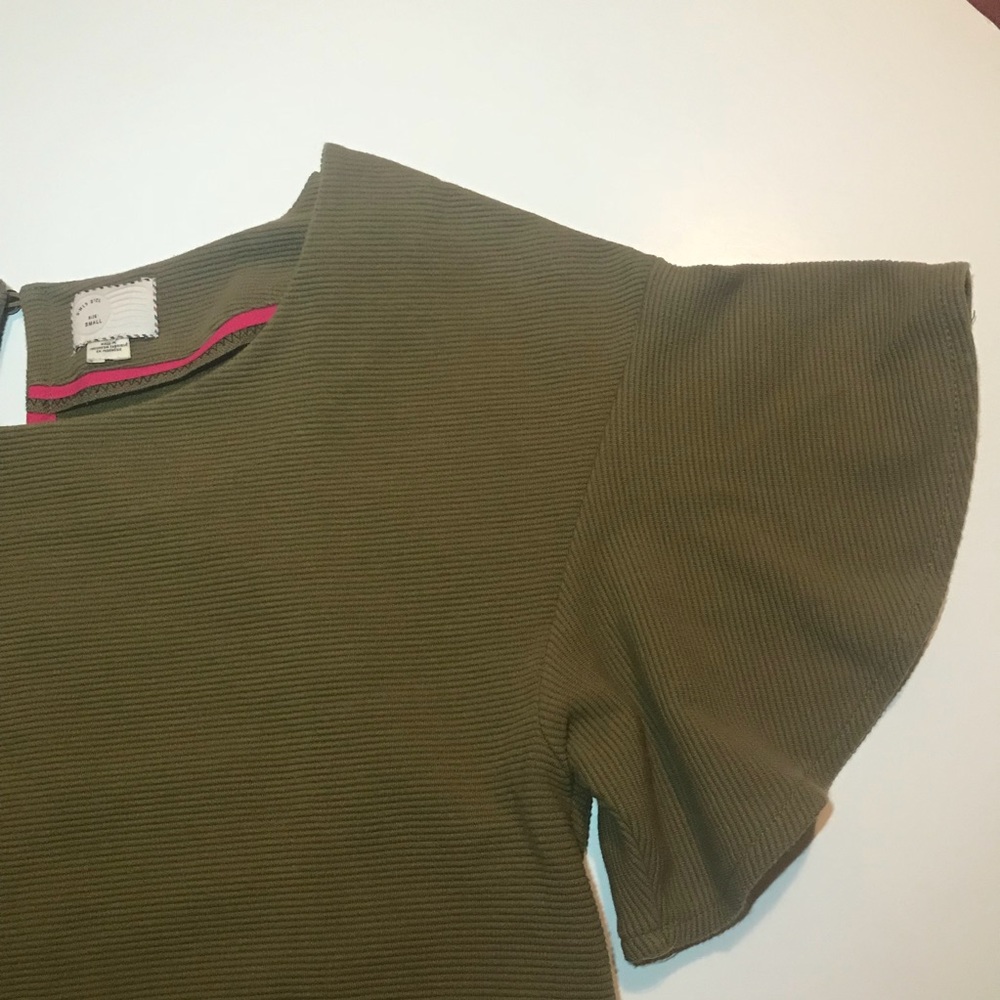 Anthropologie Butterfly Sleeve Top. Size Small